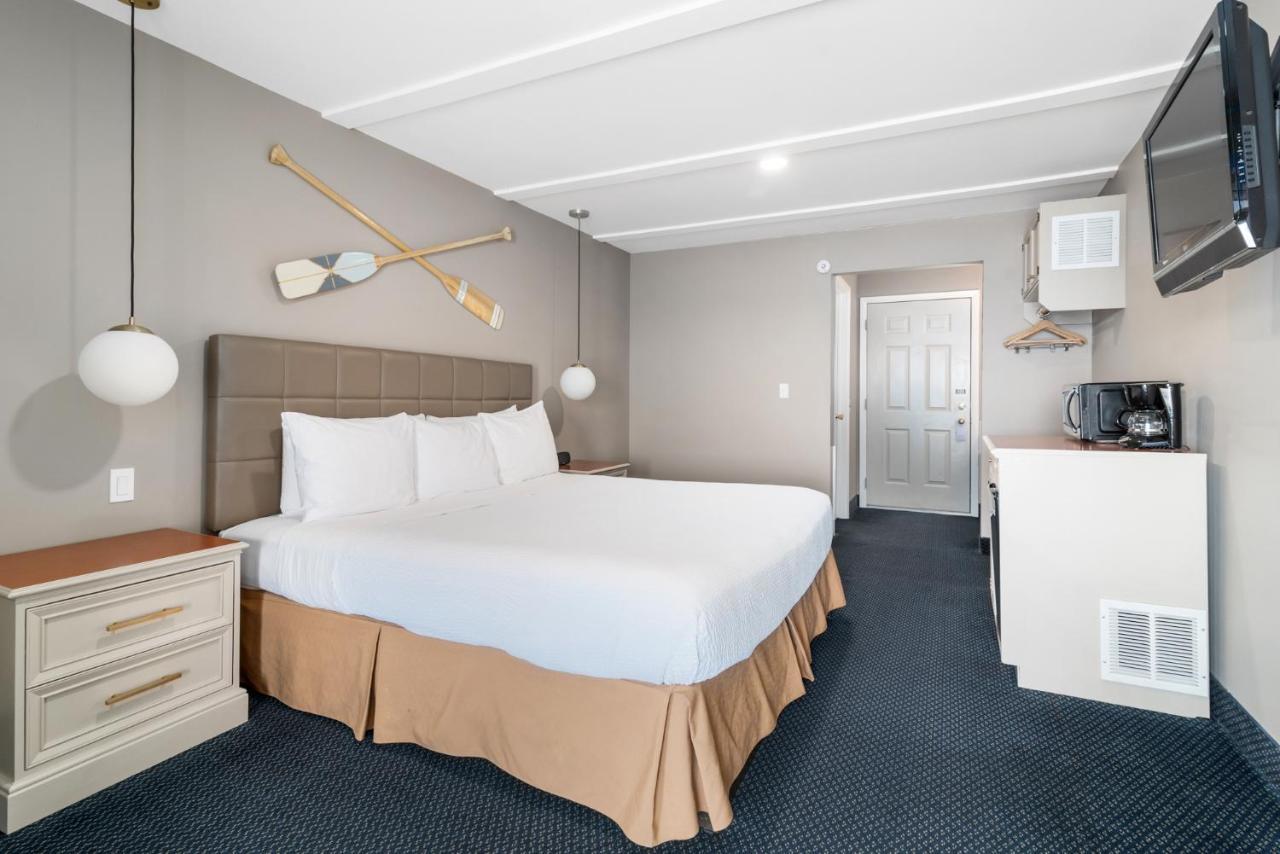 Clearwater Lakeshore Motel 麦基诺城 外观 照片