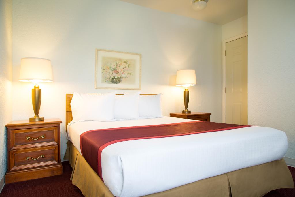 Clearwater Lakeshore Motel 麦基诺城 客房 照片
